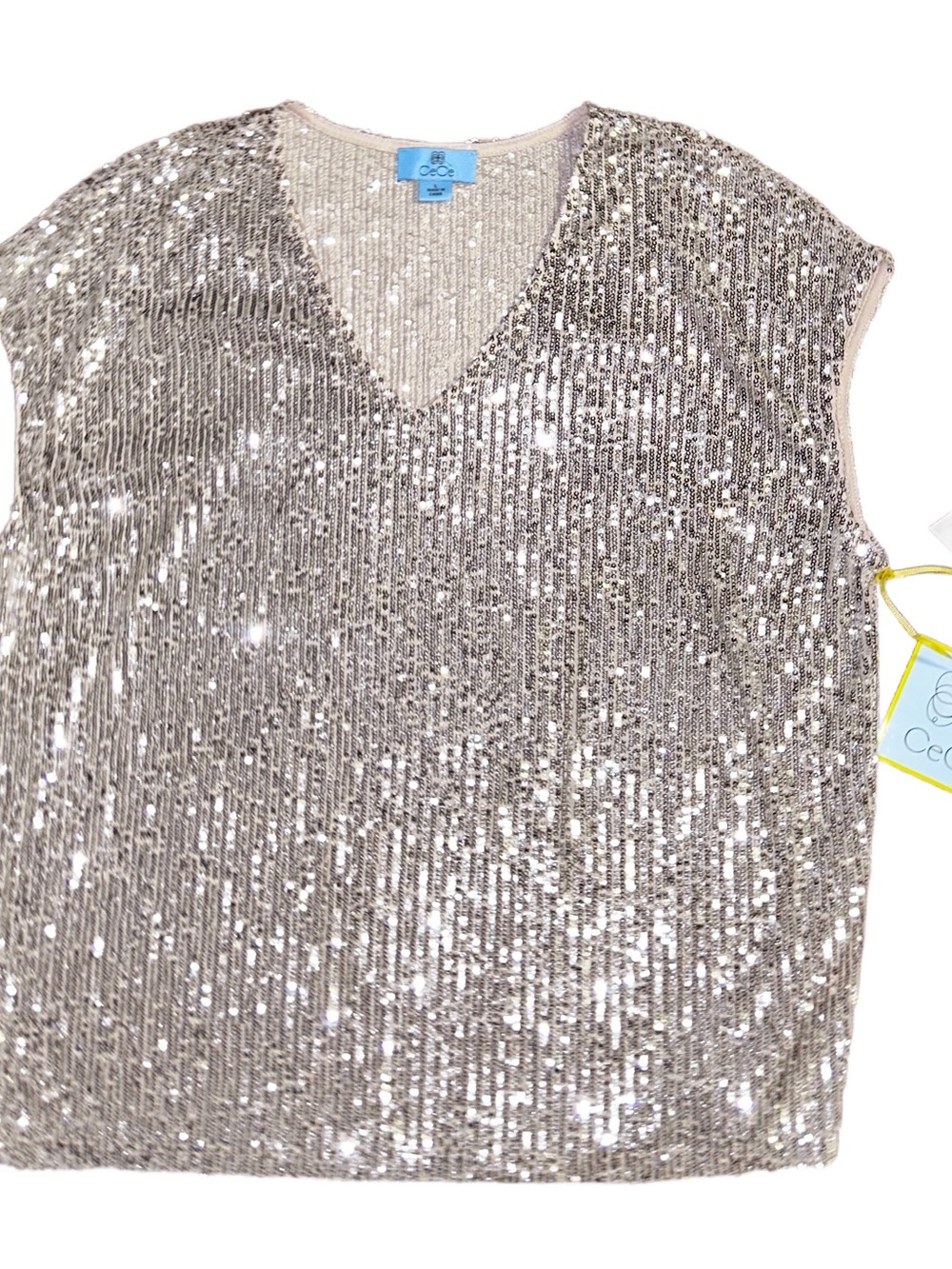 Ce-Ce ~ Women’s Large ~ Shimmering ~ White Silver Sequin Pullover Blouse ~ New
